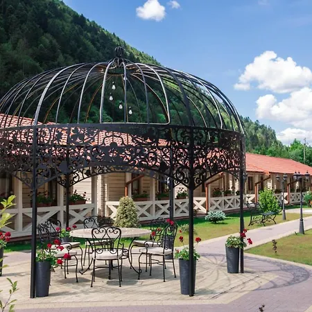 Hotel Michelle's Mizhhirya (Transcarpathia)