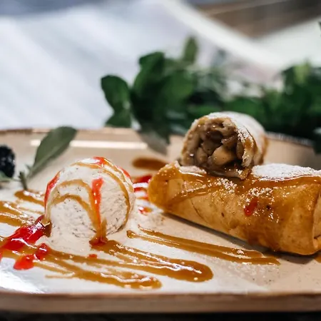 Michelle's * Mizhhirya (Transcarpathia)