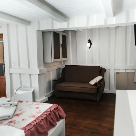 Michelle's Mizhhirya (Transcarpathia)